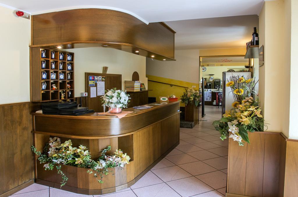Hotel Del Mera ソーリコ エクステリア 写真